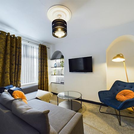 Charming Apartments - Cosy Retreat - Short Drive To City Centre - Free Parking Liverpool Zewnętrze zdjęcie