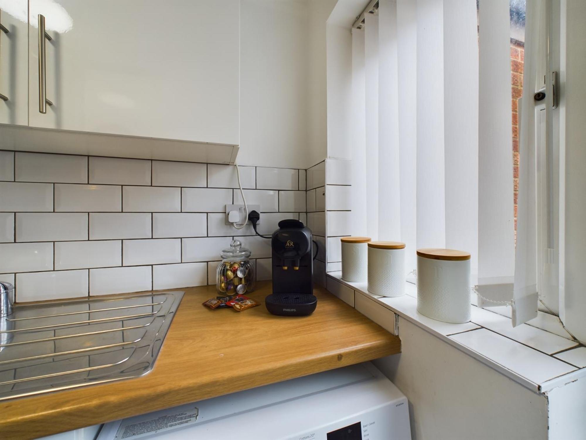 Charming Apartments - Cosy Retreat - Short Drive To City Centre - Free Parking Liverpool Zewnętrze zdjęcie